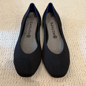 Rothy’s Black Knit Ballet Flat with Blue Trim